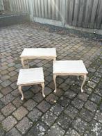 Brokante set van 3 roze tafeltjes, Ophalen, Gebruikt, Minder dan 50 cm, Minder dan 25 cm