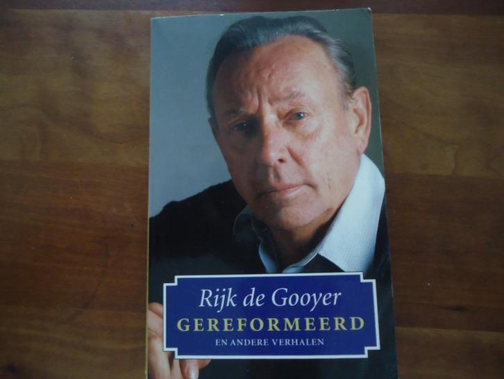 Rijk de Gooyer - Gereformeerd en andere verhalen, Boeken, Biografieën, Zo goed als nieuw, Film, Tv en Media, Ophalen of Verzenden