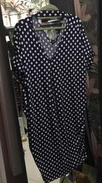 Nieuwe dames jurk polka dot donker blauw wit 1 maat grote, Ophalen of Verzenden, Nieuw, Blauw, Jurk