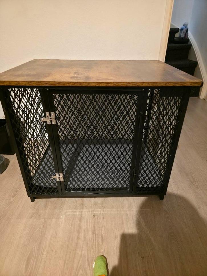 Nette metalen bench van het merk topmast, Dieren en Toebehoren, Hondenbenches, Zo goed als nieuw, Ophalen