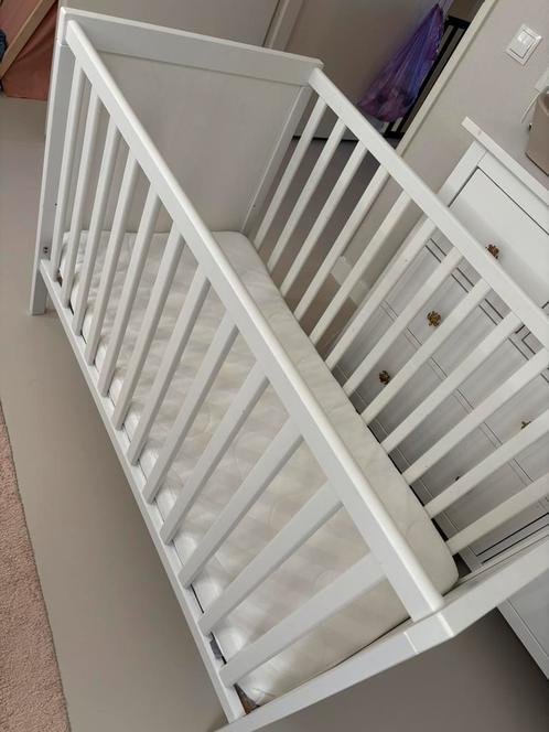 Ledikant wit Ikea Sundvik 60x120cm, Kinderen en Baby's, Babywiegjes en Ledikanten, Zo goed als nieuw, Ledikant, Ophalen