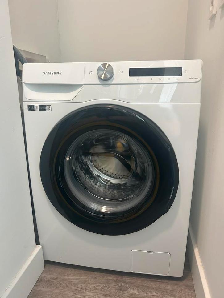 Samsung wasmachine 2,5jr oud, Witgoed en Apparatuur, Wasmachines, Zo goed als nieuw, Voorlader, 8 tot 10 kg, 85 tot 90 cm, 1200 tot 1600 toeren