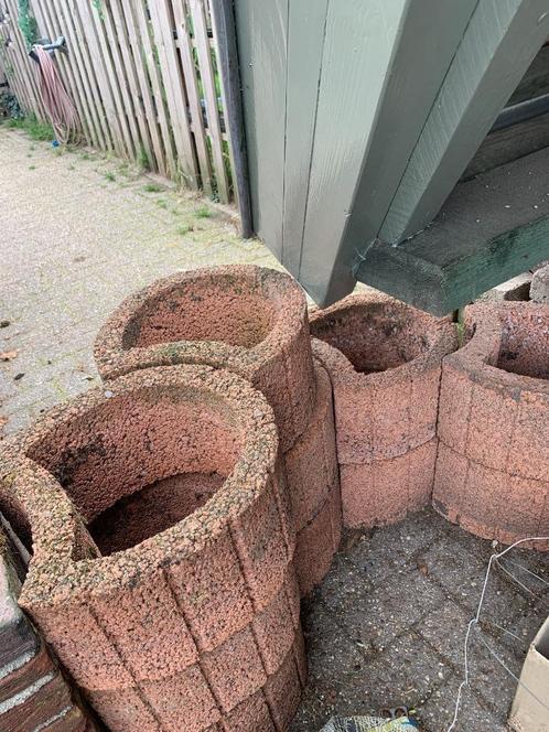 GRATIS - Betonnen Plantenbakken - Odiliapeel (regio Uden), Tuin en Terras, Bloembakken en Plantenbakken, Zo goed als nieuw, Beton