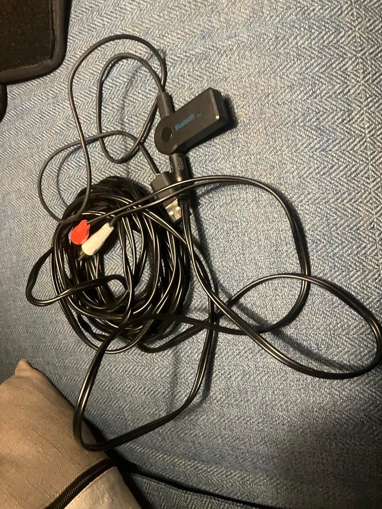 Bluetooth Audio Receiver met RCA en USB Kabel, Ophalen of Verzenden, Gebruikt, Minder dan 2 meter, Overige kabels