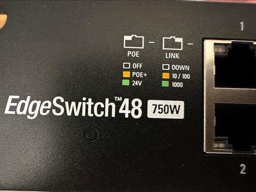 Ubiquiti EdgeSwitch 48p 750w (ES-48-750W), Computers en Software, Netwerk switches, Gebruikt, Ophalen of Verzenden