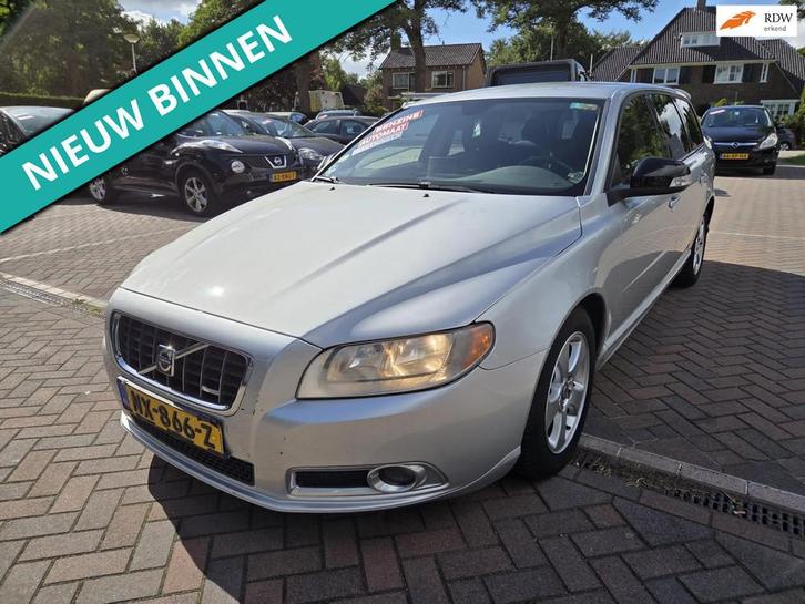 Volvo V70 2.5T Momentum NETTE AUTO RIJDT EN SCHAKELT GOED, Auto's, Volvo, Bedrijf, Te koop, V70, ABS, Airbags, Airconditioning