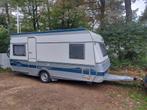 Caravan Fendt saphir470 TFB bouwjaar 2002, Caravans en Kamperen, Rondzit, Particulier, Fendt, Tot en met 4