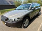 Volvo XC70 2.5 T AWD 2004 Beige, 1800 kg, XC70, 10 km/l, Stationwagon