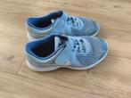 Nike Revolution lichtblauwe maat 33,5 sneakers gym schoenen, Gebruikt, Ophalen of Verzenden, Nike, Jongen of Meisje