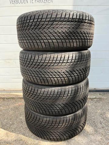 NIEUW | 4x 235/35/19 Goodyear Ultragrip Perf3 winterbanden beschikbaar voor biedingen