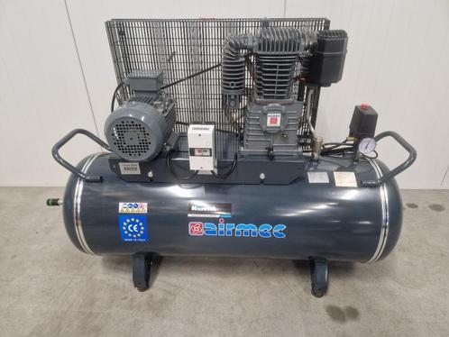 Airmec - CFT 204 - Zuigercompressor 400V, Zakelijke goederen, Machines en Bouw | Pompen en Compressoren, Verzenden