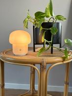 Sfeervol Wit glazen mushroom lampje, Huis en Inrichting, Lampen | Tafellampen, Ophalen of Verzenden, Zo goed als nieuw, Minder dan 50 cm