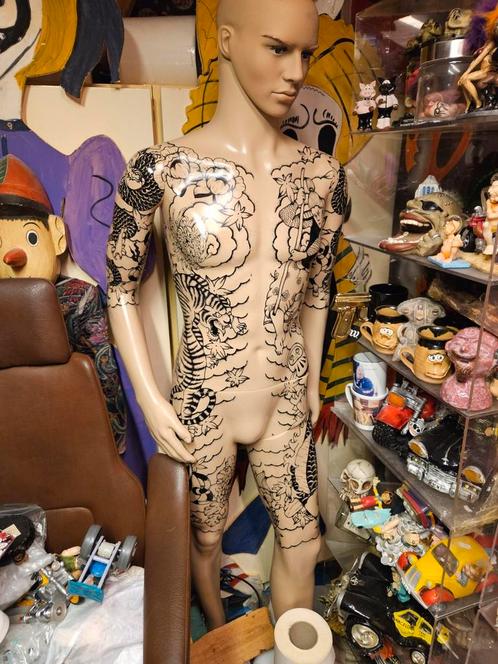 Tattoo paspop, Verzamelen, Overige Verzamelen, Zo goed als nieuw, Ophalen of Verzenden