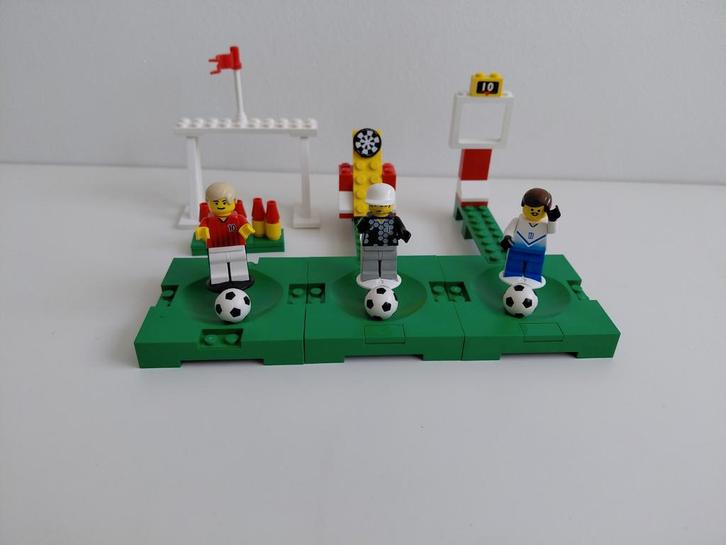 Lego voetbal 1428 + 1429 + 1430, Kinderen en Baby's, Speelgoed | Duplo en Lego, Gebruikt, Lego, Ophalen of Verzenden
