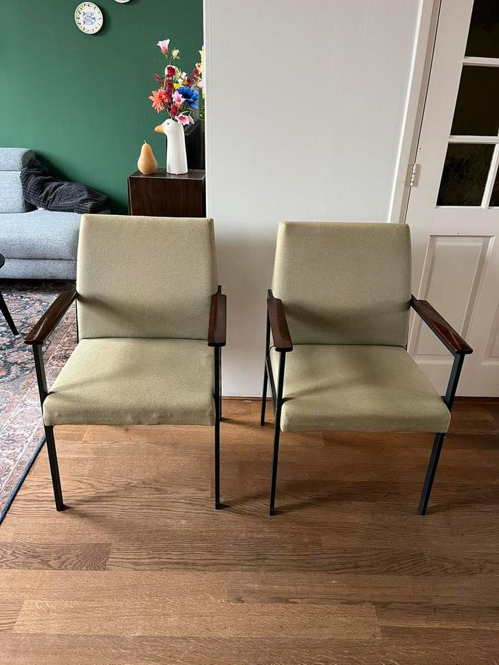 2x vintage Dutch design eetkamerstoelen, Huis en Inrichting, Stoelen, Zo goed als nieuw, Twee, Ophalen
