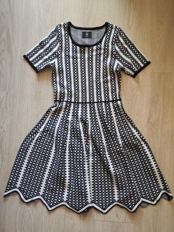 All year round dress, maat 36 beschikbaar voor biedingen