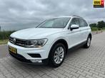 Volkswagen Tiguan 1.4 TSI Comfortline, Navi, Cruisecontrol,, Voorwielaandrijving, 4 cilinders, Met garantie (alle), Wit