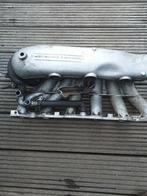 Inlaatspruitstuk van een mecedes W116 oldtimer, Ophalen, Mercedes-Benz