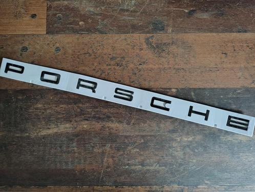 Embleem Porsche / Cayenne/ NIEUW!, Auto-onderdelen, Overige Auto-onderdelen, Porsche, Volkswagen, Nieuw, Verzenden