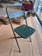 Partij +/- 150st industrieel vintage stalen klapstoeltjes, Ophalen, Gebruikt, Vijf, Zes of meer stoelen