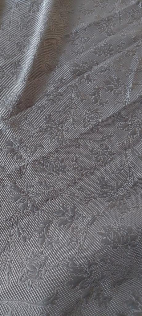 Mooie grijze overgordijnen, Huis en Inrichting, Stoffering | Vloerbedekking, Zo goed als nieuw, Tapijt, minder dan 10 m², Ophalen of Verzenden