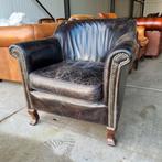 Stoere Chesterfield vintage fauteuil + GRATIS BEZORGING, Huis en Inrichting, Fauteuils, Gebruikt, Leer, Ophalen of Verzenden, 75 tot 100 cm