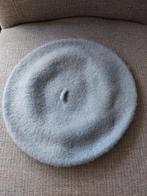 Lichtgrijze Baret - Wol/Polyester, Kleding | Dames, Hoeden en Petten, Ophalen of Verzenden, Gedragen, One size fits all, Hoed