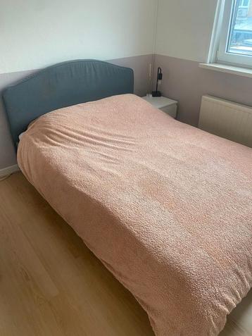 Mooi tweepersoonsbed