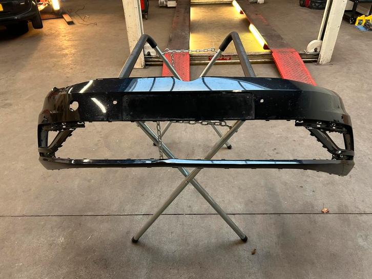 Voorbumper golf 7 facelift origineel, Auto-onderdelen, Carrosserie en Plaatwerk, Bumper, Voor, Ophalen of Verzenden