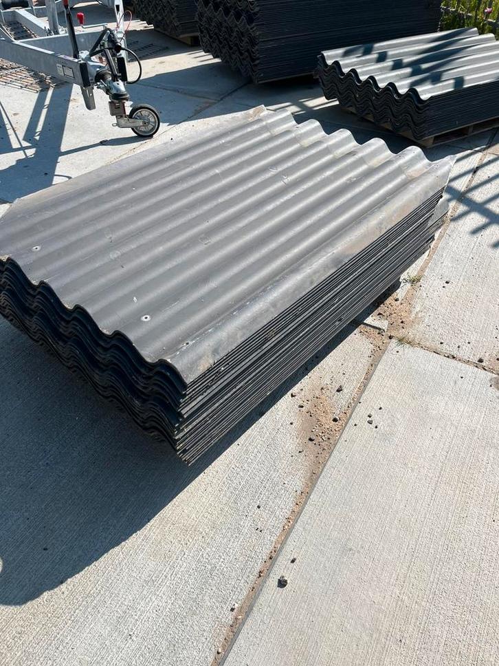 Golfplaten asbest vrij (gratis), Doe-het-zelf en Verbouw, Dakpannen en Dakbedekking, Zo goed als nieuw, Golfplaat, Zwart, 15 m² of meer