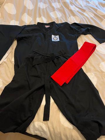 Vechtsportpak maat 160 - Netjes! beschikbaar voor biedingen