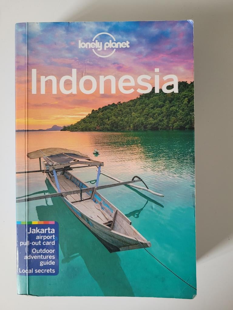 Lonely Planet Indonesië Reisgids 13 editie, Boeken, Reisgidsen, Lonely Planet, Budget, Ophalen of Verzenden, Zo goed als nieuw