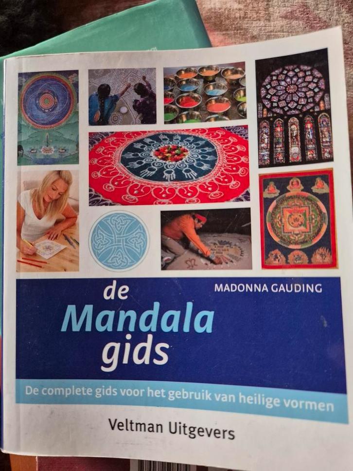 Madonna Gauding - De mandalagids, Boeken, Esoterie en Spiritualiteit, Zo goed als nieuw, Achtergrond en Informatie, Overige onderwerpen
