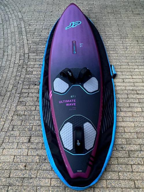 JP Ultimate Wave 87L Pro Edition 2024 Nieuwstaat, Watersport en Boten, Windsurfen, Zo goed als nieuw, Plank, Minder dan 250 cm