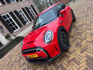 Mini Cooper SE Electric Cooper S Rood beschikbaar voor biedingen