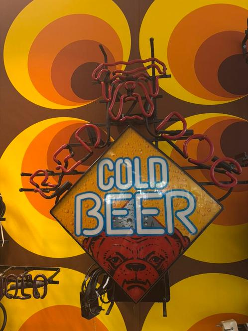Vintage Neon Reclamebord “Cold Beer” – Bulldog Design, Verzamelen, Merken en Reclamevoorwerpen, Gebruikt, Reclamebord, Ophalen of Verzenden