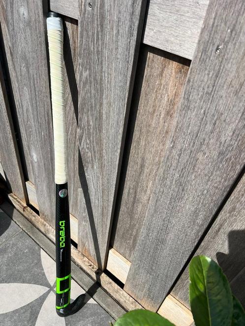 Te koop: Brabo Tribute 07 Hockeystick (Groen) + Tas – €35, Sport en Fitness, Hockey, Gebruikt, Stick, Ophalen