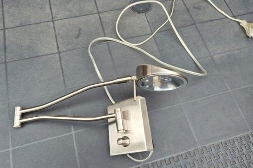 Wandlamp/ bedlamp rvs, Huis en Inrichting, Lampen | Wandlampen, Gebruikt, Metaal, Ophalen of Verzenden