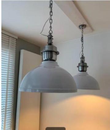 Eetkamer lampen beschikbaar voor biedingen