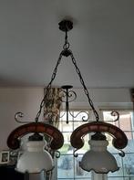Hanglamp met melk kelken, Huis en Inrichting, Lampen | Hanglampen, Ophalen of Verzenden, Barok, Zo goed als nieuw, Hout