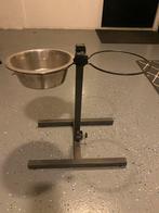 Voer -en waterbak standaard, Dieren en Toebehoren, Ophalen, Gebruikt