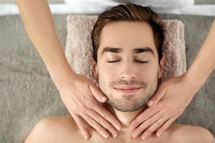 Gezocht: masseuse voor ontspanningsmassages, Sport en Fitness, Massageproducten, Nieuw, Apparaat, Ophalen