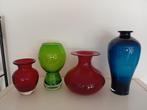 oude glazen vazen gekleurd glas vintage vaas, Gebruikt, Overige kleuren, Ophalen of Verzenden, Glas