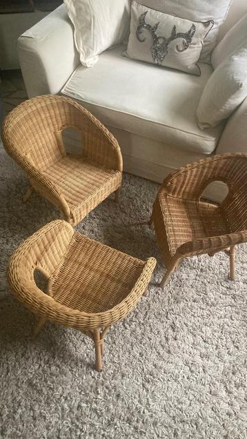 Rotan Kinderstoelen.  beschikbaar voor biedingen