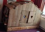 Mooi, stevig, steigerhouten huisbed, Ophalen, 85 tot 100 cm, Gebruikt, Lattenbodem