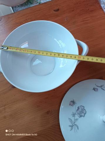 12 delig Bavaria servies  beschikbaar voor biedingen
