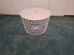 Gratis Ikea bijzettafel / wasmand, Huis en Inrichting, Woonaccessoires | Schalen en Manden, Ophalen, Zo goed als nieuw, Rond, Riet