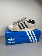 Adidas Superstar - Maat 37,5, Ophalen of Verzenden, Gedragen, Grijs, Sneakers of Gympen