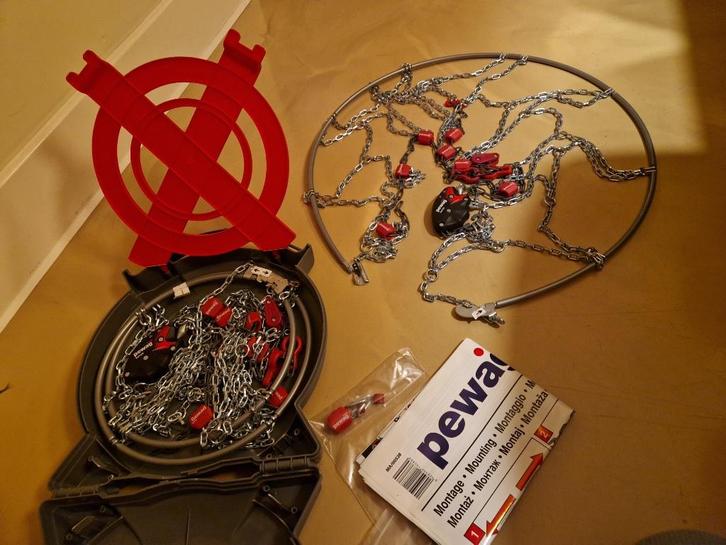 NIEUWE sneeuwkettingen Pewag Servo 9*** 14-20 inch, zie foto, Auto diversen, Sneeuwkettingen, Nieuw, Ophalen