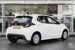 Toyota Yaris 1.5 Hybrid Active, Auto's, Gebruikt, Wit, Bedrijf, Hybride Elektrisch/Benzine